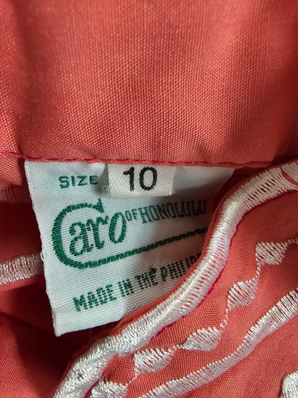 60s - 70s Caro of Honolulu embroidered kaftan dress . size 10 . Philippine made - Picture 16 of 16